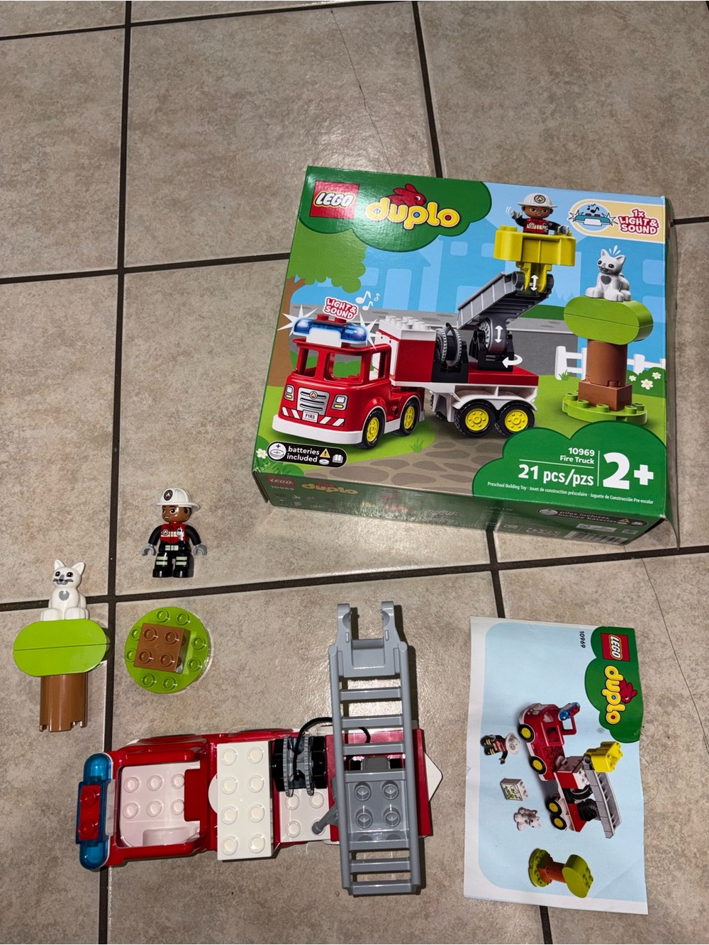 Lego Duplo Red Fire light up Truck Playset incomplete pcs